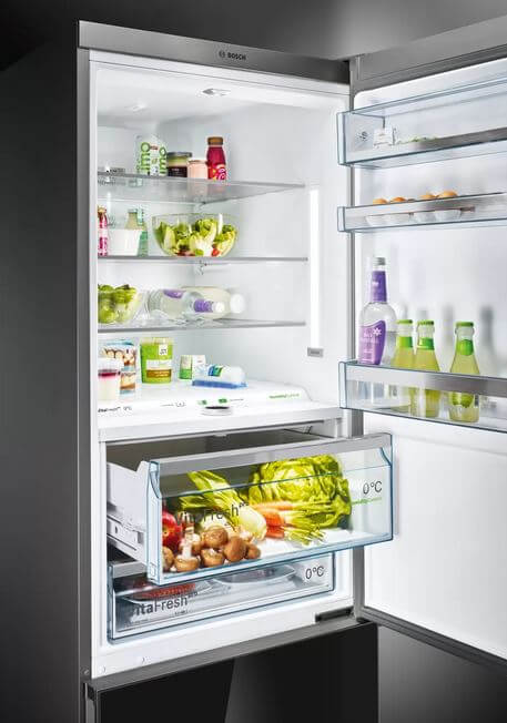 Testsieger Kühlgefrierkombination bietet viel Platz im Kühlfach